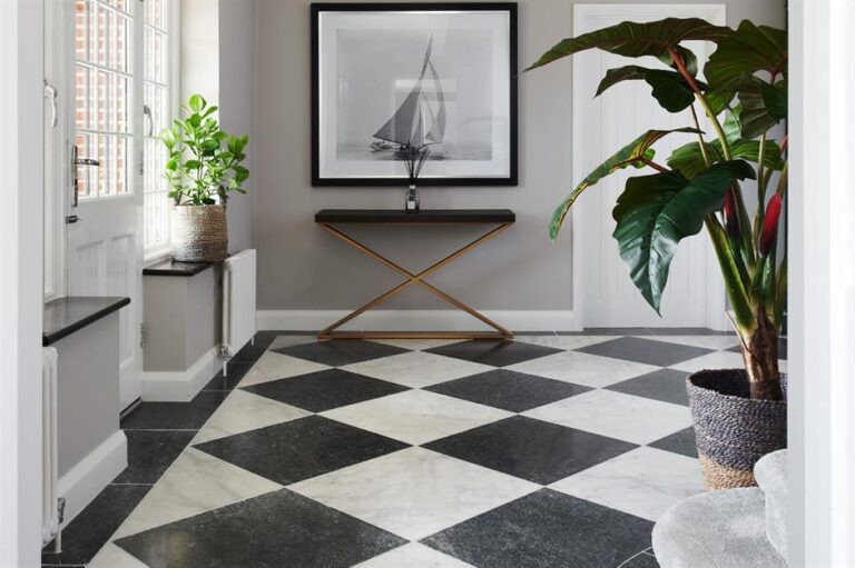 Square Tiles